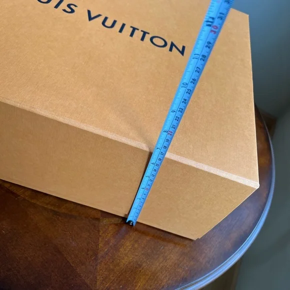 Louis Vuitton Signature Orange Gift Box - Picture 4 of 8